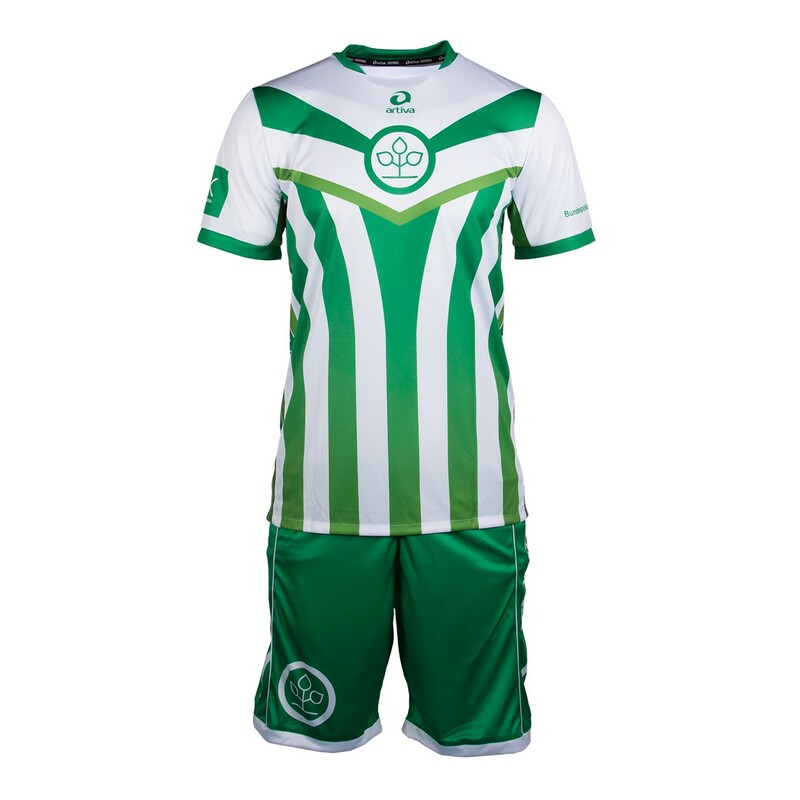 Customized Soccer Sets by artiva (Example: AOK Nordost)