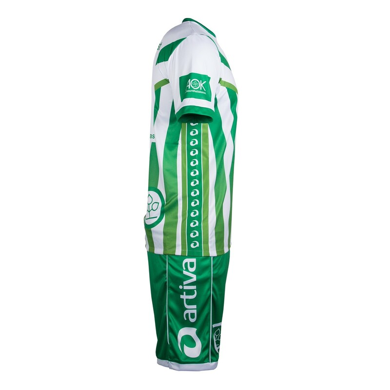 Customized Soccer Sets by artiva (Beispiel: AOK Nordost)
