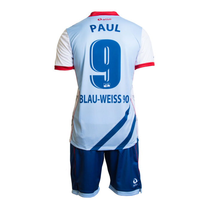 Traditionsbewusst in Blau Weiß 90 Berlin – Das Trikot-Short Set - Image 3